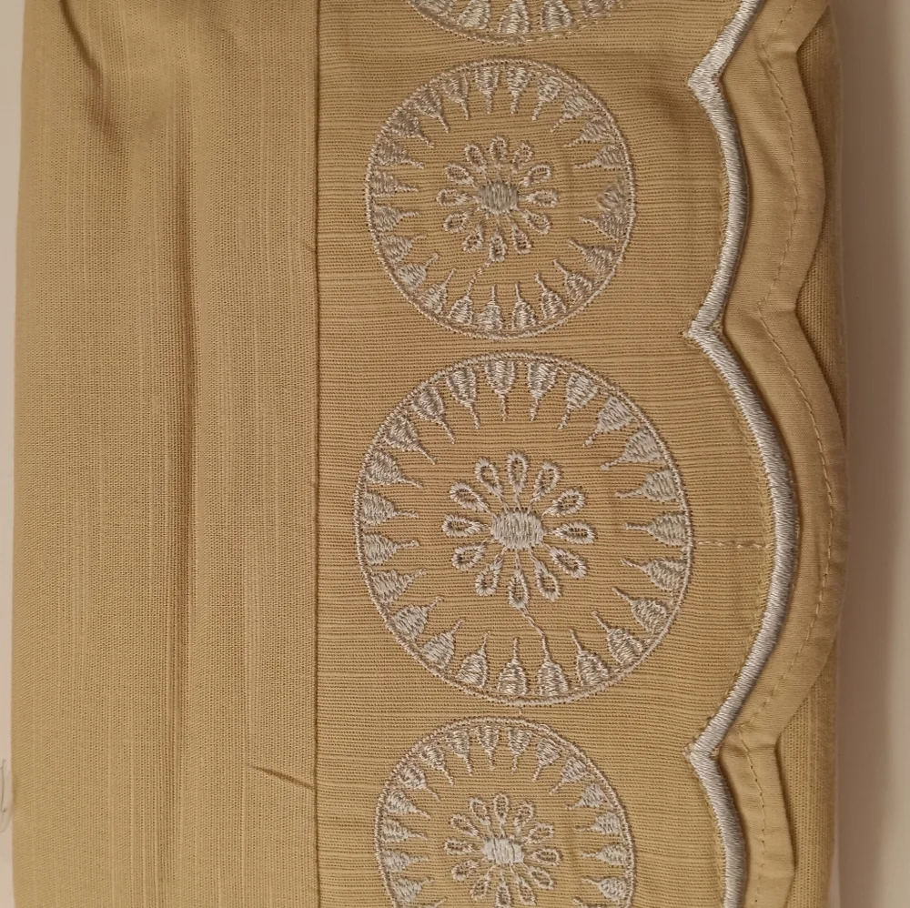 Martha Stewart Fine Linens Embroidered Euro Sham SINGLE 26